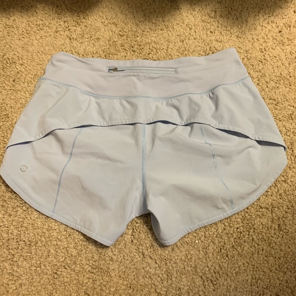 Lululemon Speed Up shorts - Picture 4 of 5